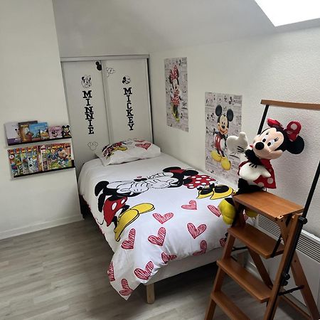 מאני-לה-הונגרה Maison Agreable Pour 6 A 5 Mm De Disney מראה חיצוני תמונה